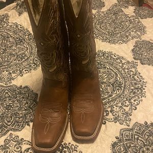 JB Dillan cowboy boots size 10